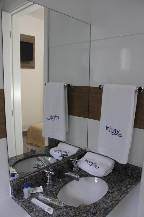 Hotel Infinity Maua  Bagian luar foto