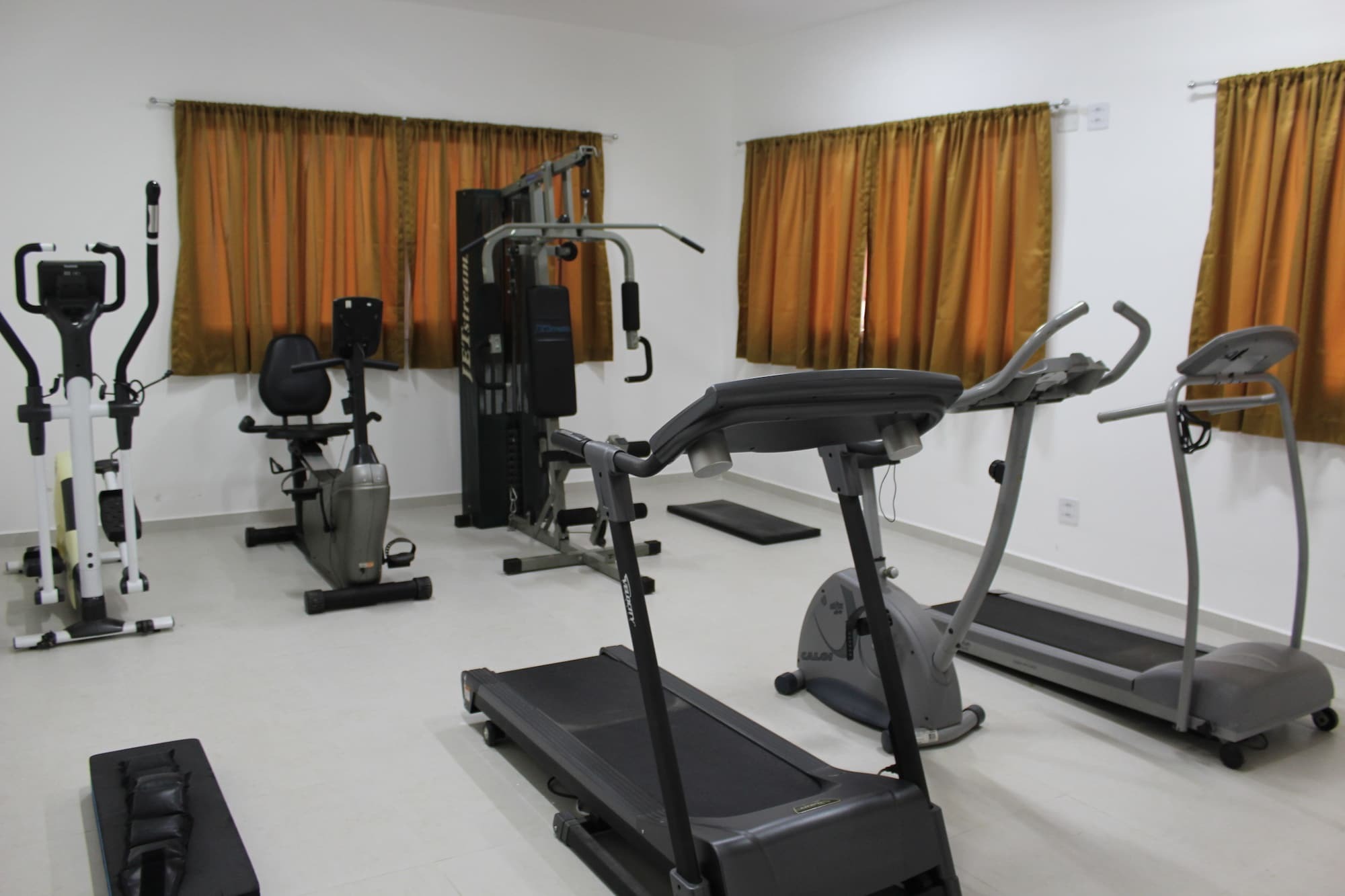 Hotel Infinity Maua  Bagian luar foto