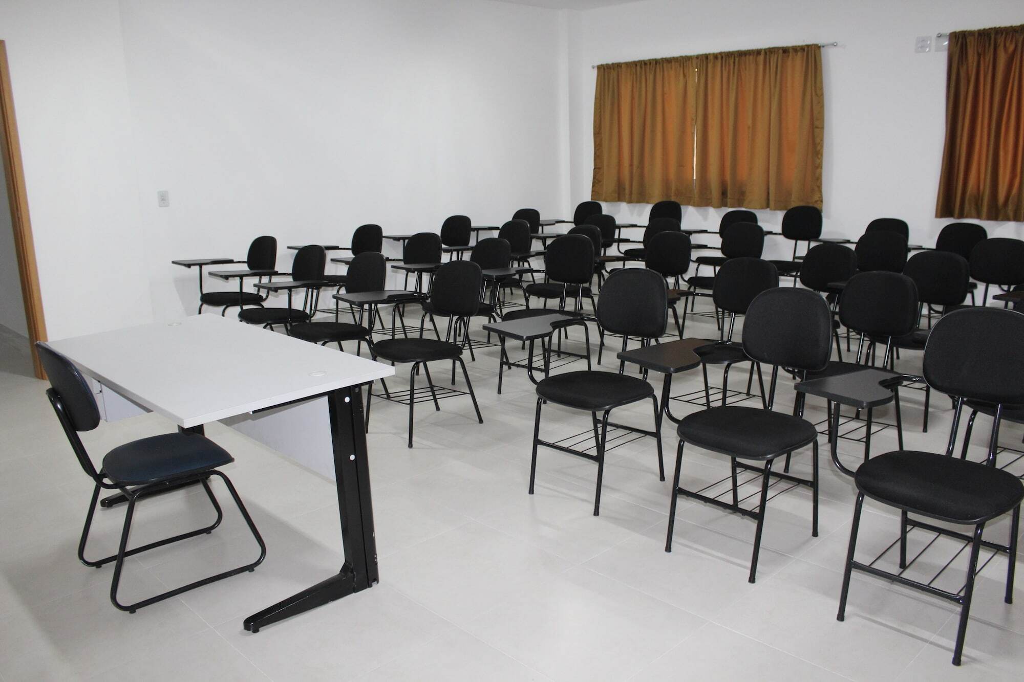 Hotel Infinity Maua  Bagian luar foto
