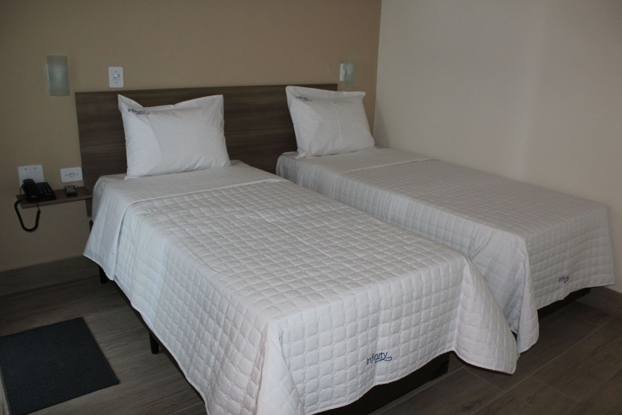 Hotel Infinity Maua  Bagian luar foto